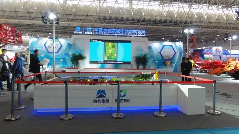 亚克力logo材质：揭秘其优缺点**